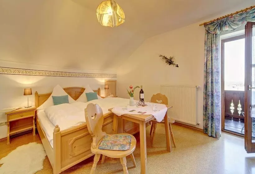 Hotelli Hirschenstein