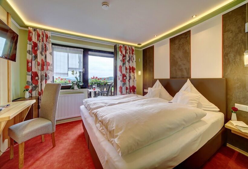 בית מלון כפרי Hirschenstein