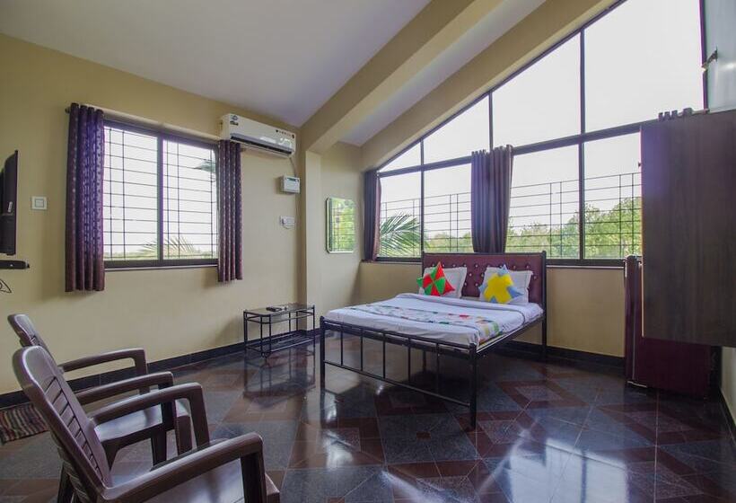 Hotelli Oyo Home 16412 Cozy Studio