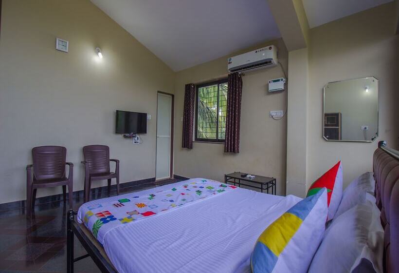 Hotelli Oyo Home 16412 Cozy Studio