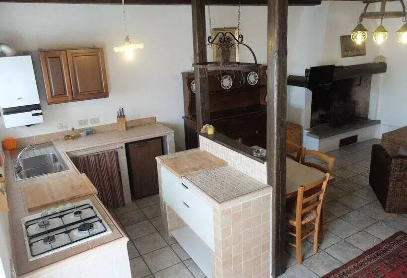 Maaseutuhotelli Agriturismo Villa Coren