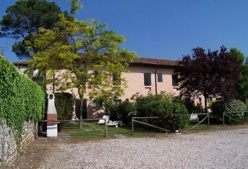 Maaseutuhotelli Agriturismo Villa Coren