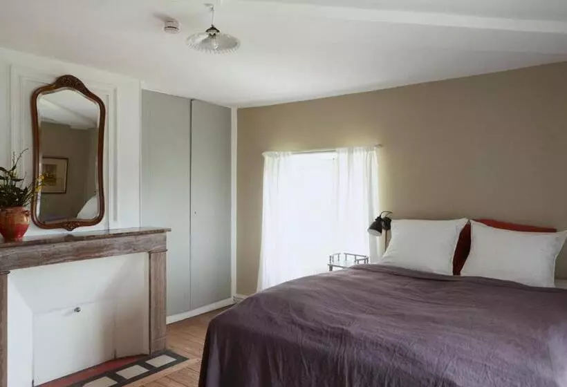 Majatalo Chateau Champcenetz