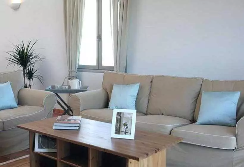 Majatalo Domaine Du Grand Tourtre