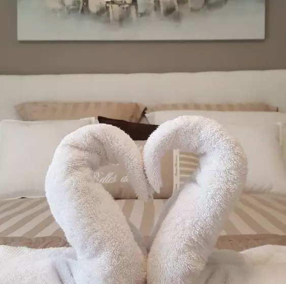 ペンション Notre Bastide Maison Et Table D Hôtes Sur Réservation, Piscine, Climatisation, Jacuzzi, Prise Pour V