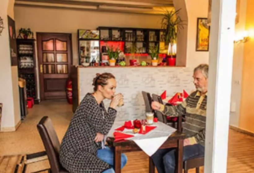 Pension & Cafe Grebasch