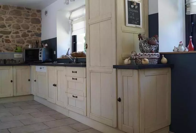 Aamiaismajoitus (B&B) A L Orée Du Bois