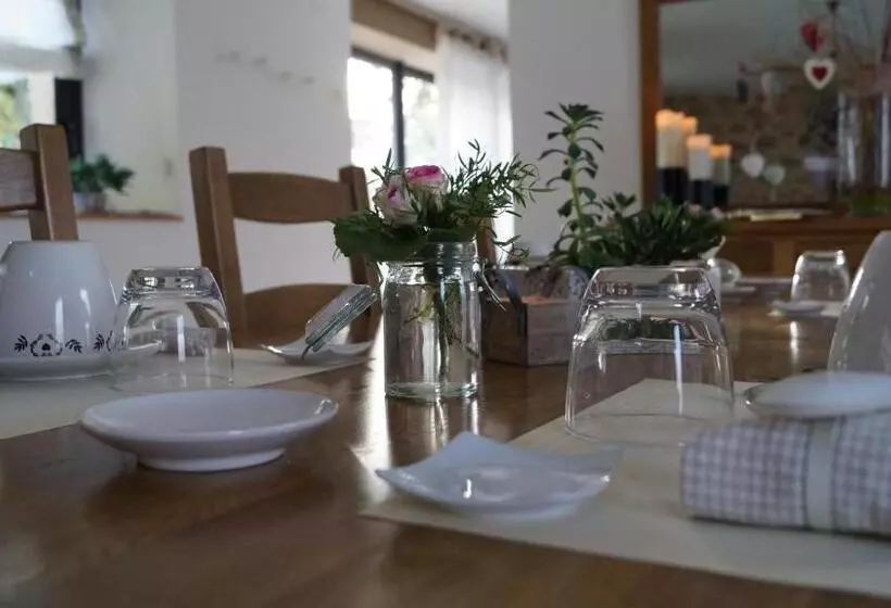 Aamiaismajoitus (B&B) A L Orée Du Bois