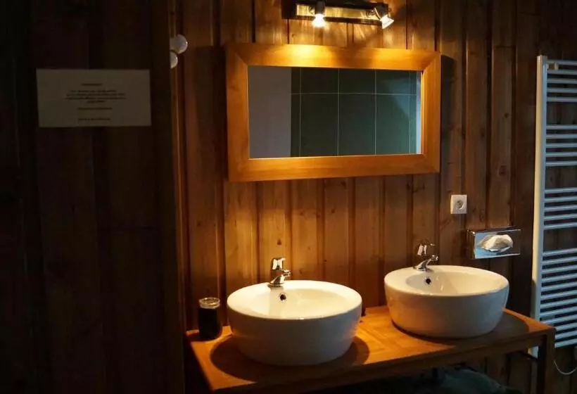 Aamiaismajoitus (B&B) A L Orée Du Bois