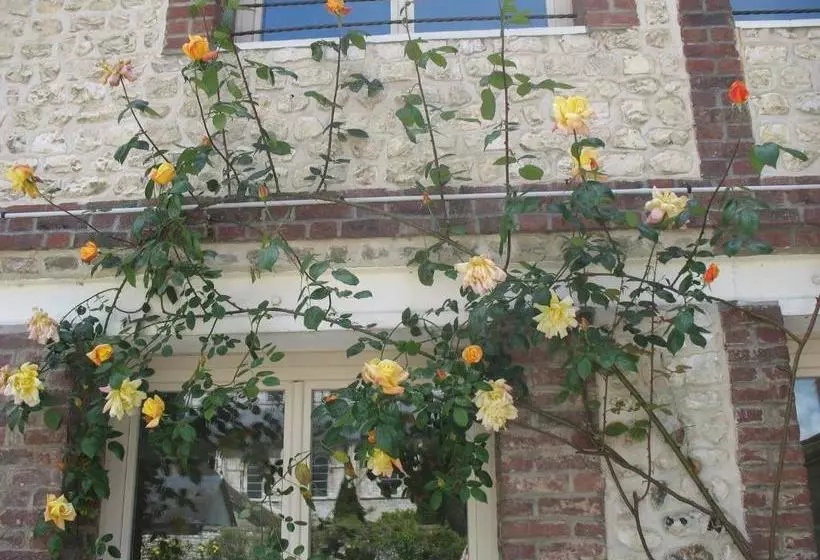 Aamiaismajoitus (B&B) Chambres D'hôtes Les Hostises De Boscherville