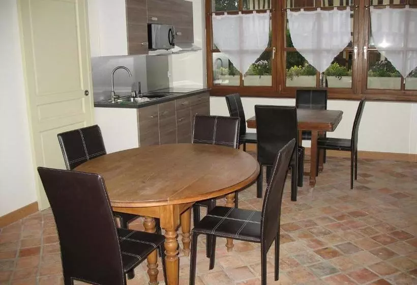 Aamiaismajoitus (B&B) Chambres D'hôtes Les Hostises De Boscherville