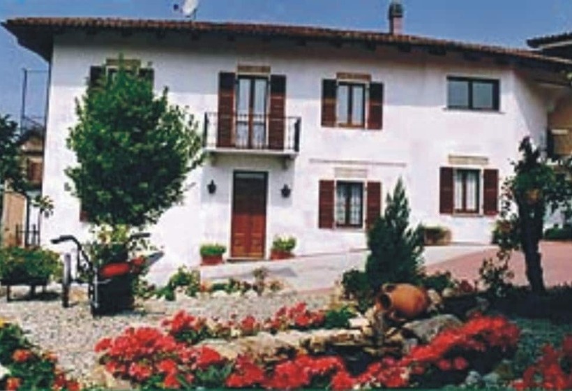 ベッドアンドブレックファースト Il Grappolo