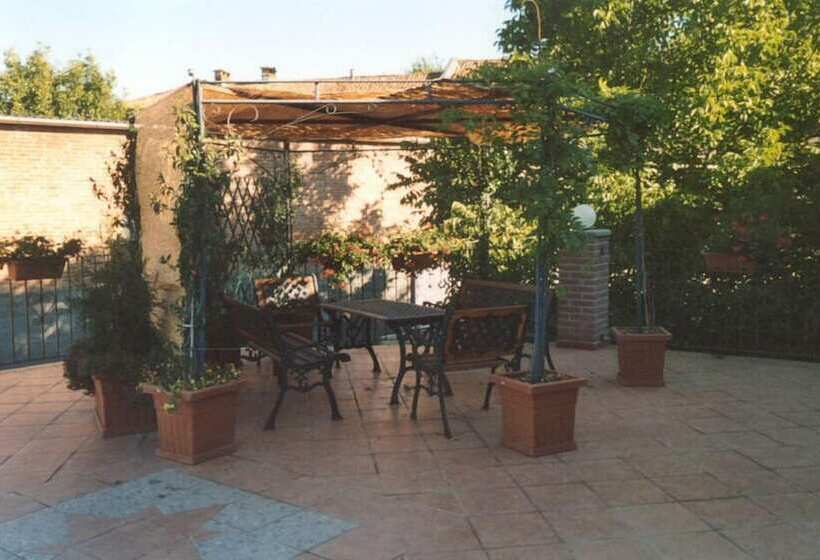 ベッドアンドブレックファースト Il Grappolo