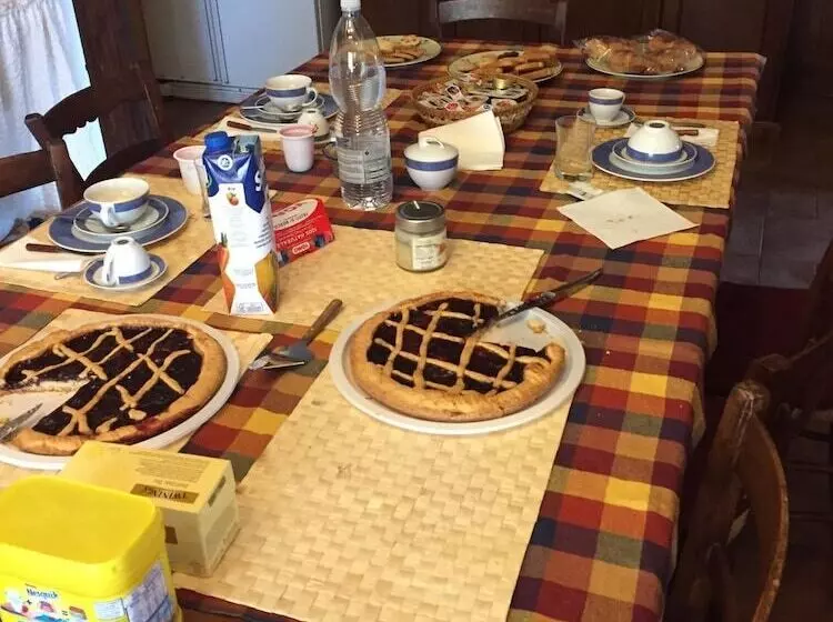 Aamiaismajoitus (B&B) La Fonte Di Nioli