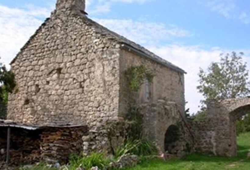 مبيت وإفطار Ferme Auberge La Tindelle