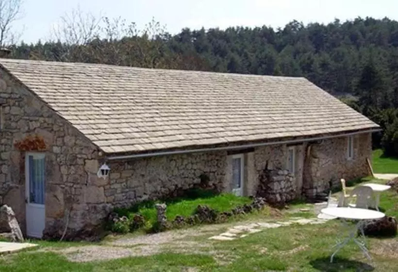 Aamiaismajoitus (B&B) Ferme Auberge La Tindelle