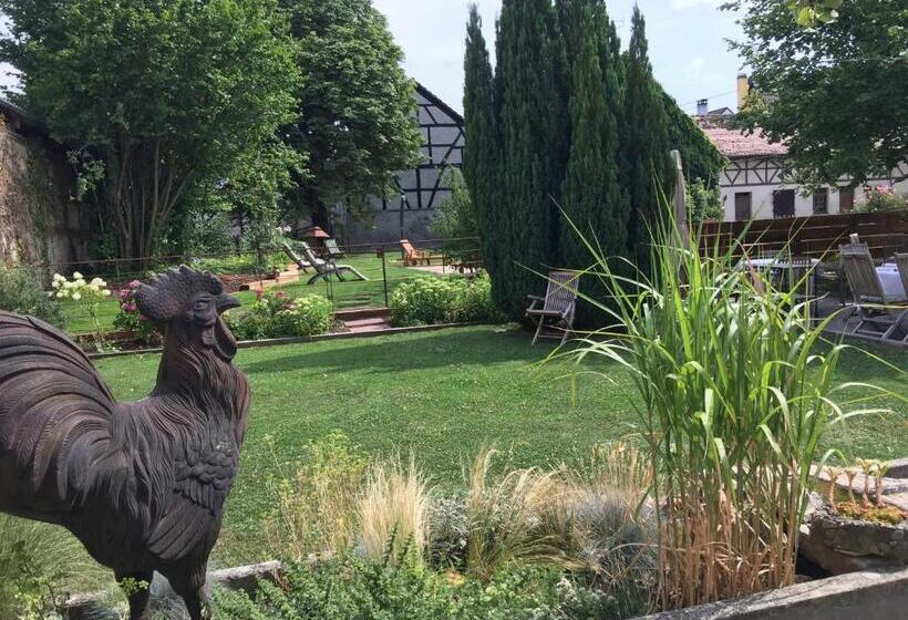 Отель Auberge Saint Laurent