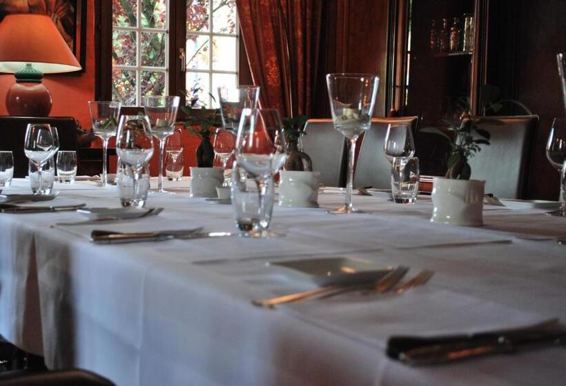 Отель Auberge Saint Laurent