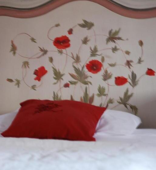 Отель Auberge Saint Laurent