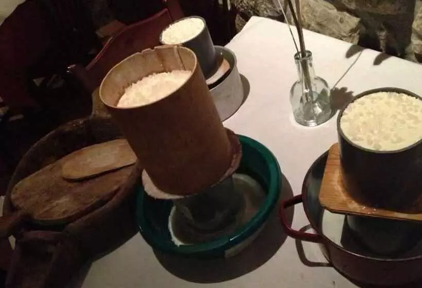 ホテル El Quesar De Gamoneo