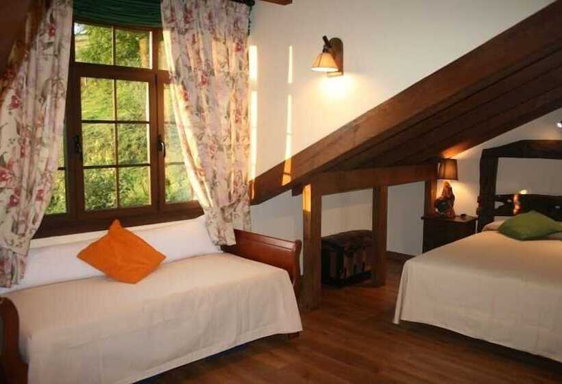 فندق El Quesar De Gamoneo