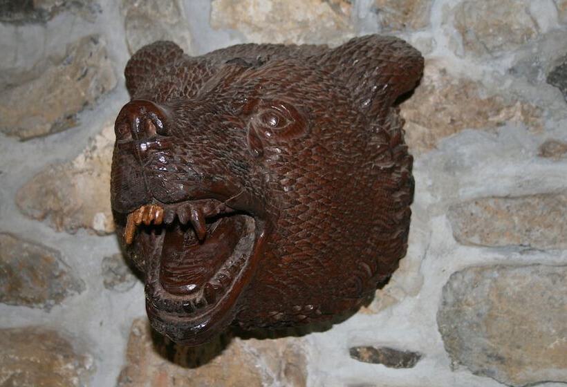 فندق El Quesar De Gamoneo