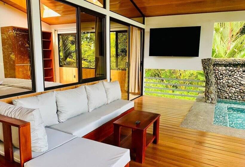 בית מלון כפרי Epic Adventure Lodge