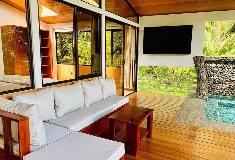 Hotelli Epic Adventure Lodge