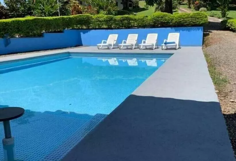 Hotelli Epic Adventure Lodge