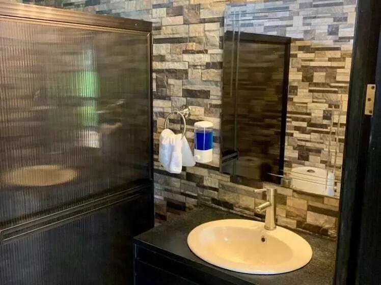 Hotelli Epic Adventure Lodge