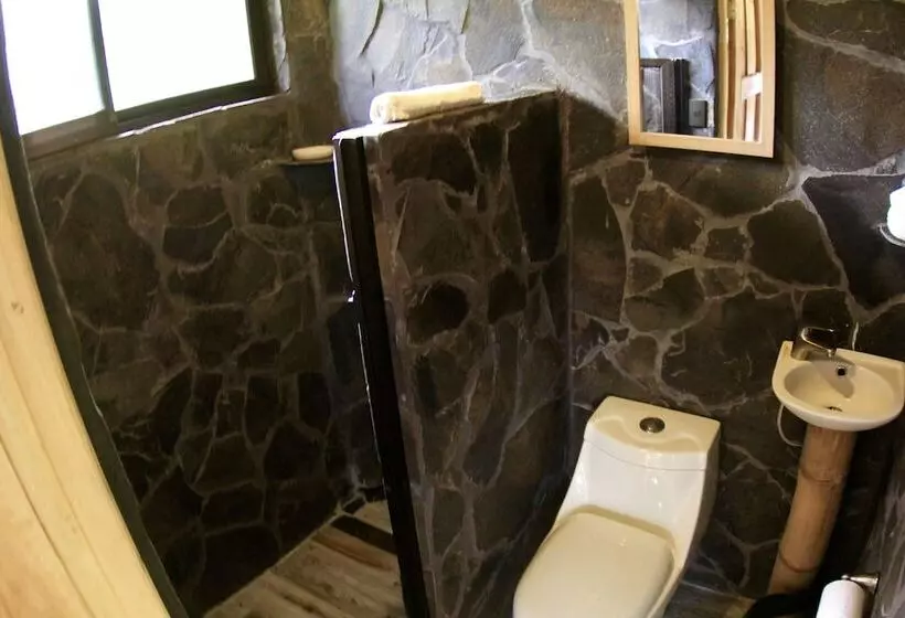 Hotelli Epic Adventure Lodge