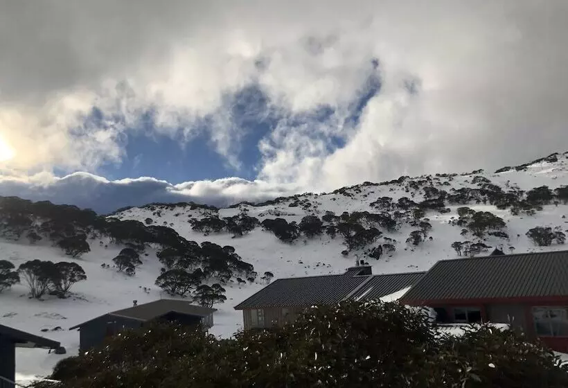 Hotelli Knockshannoch Ski Lodge