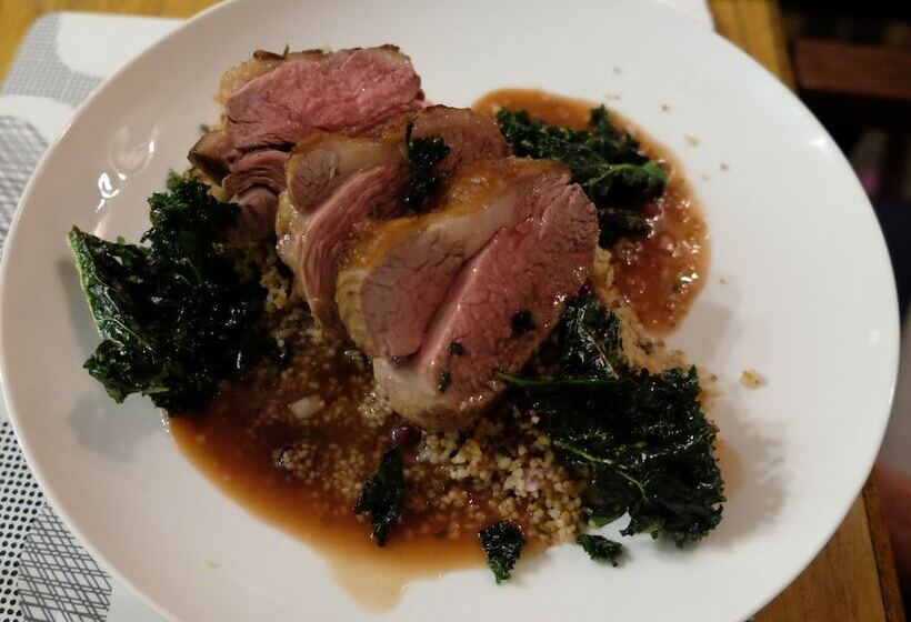 فندق Knockshannoch Ski Lodge