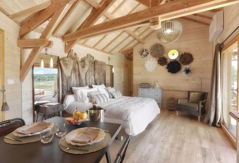 ホテル La Mandrélie