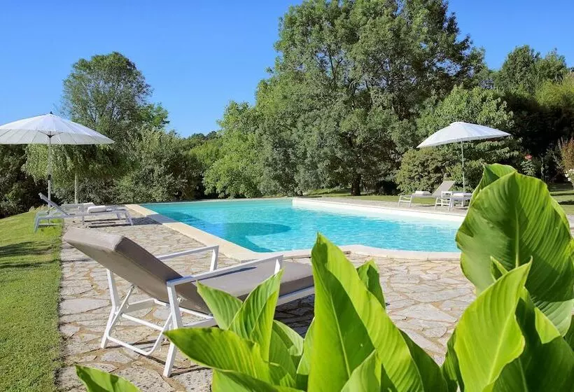 ホテル La Mandrélie