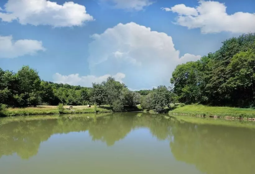 ホテル La Mandrélie