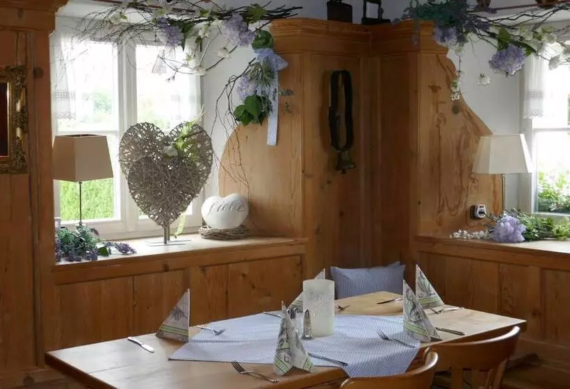 Hotelli Landhaus Krone