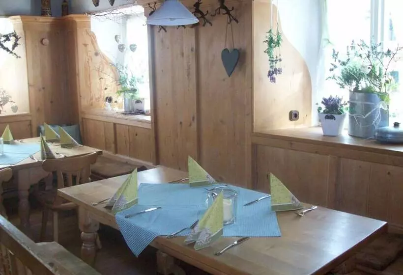 Hotelli Landhaus Krone