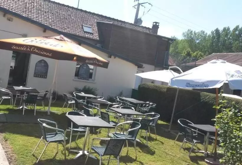 ホテル Le Relais De Risquetout