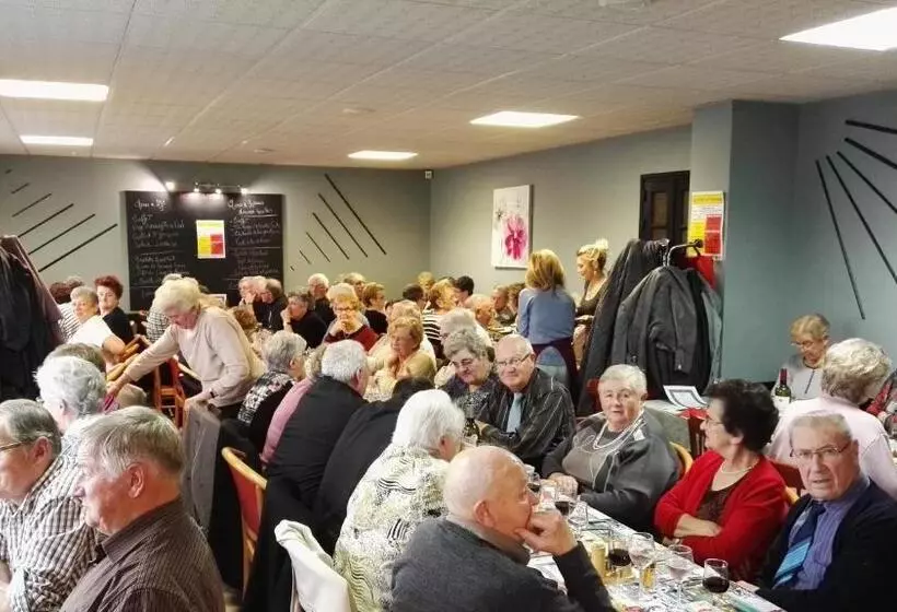 ホテル Le Relais De Risquetout