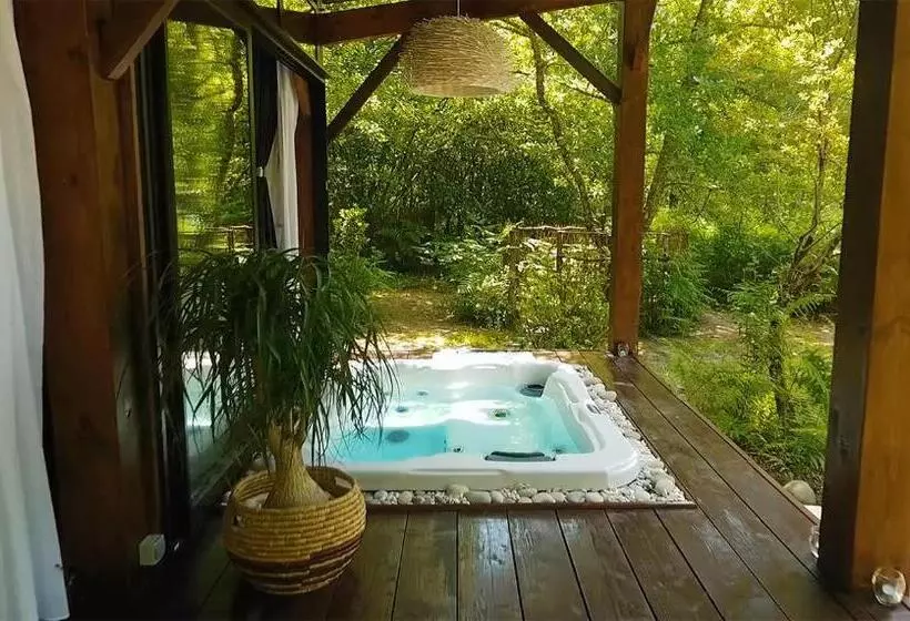 Hotelli Les Landines