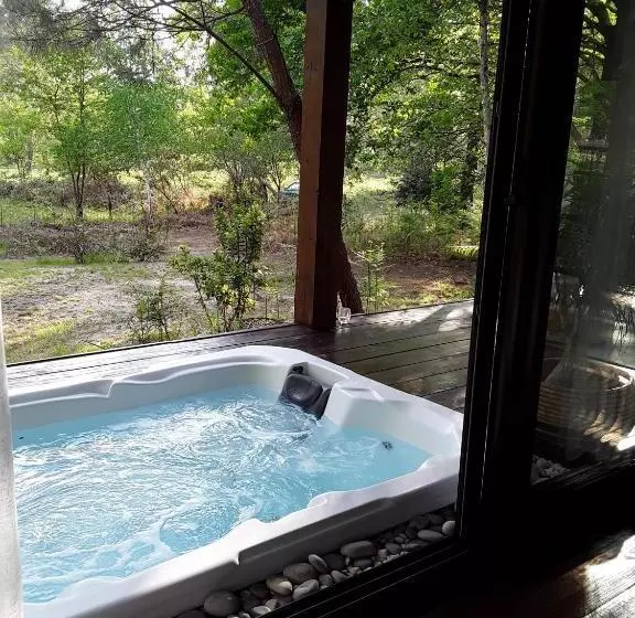 Hotelli Les Landines