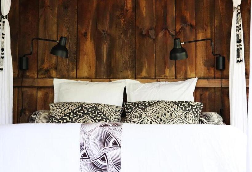 Отель Les Landines