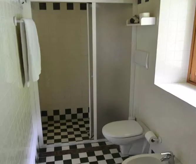 Maaseutuhotelli Agriturismo Pian Dei Tass