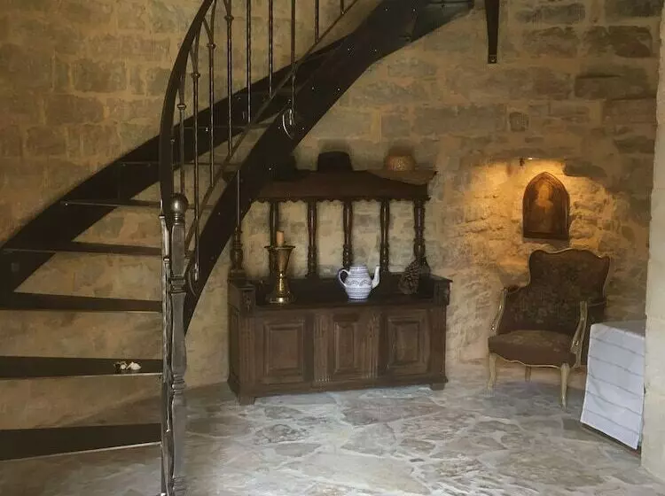 Majatalo Chambres D Hôtes La Tour De Ginaillac