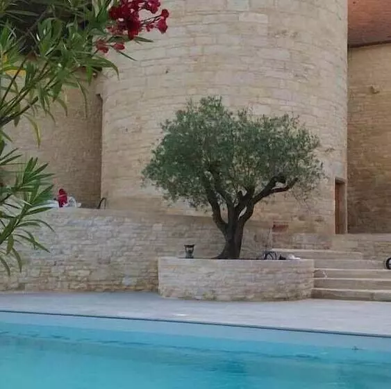 Majatalo Chambres D Hôtes La Tour De Ginaillac