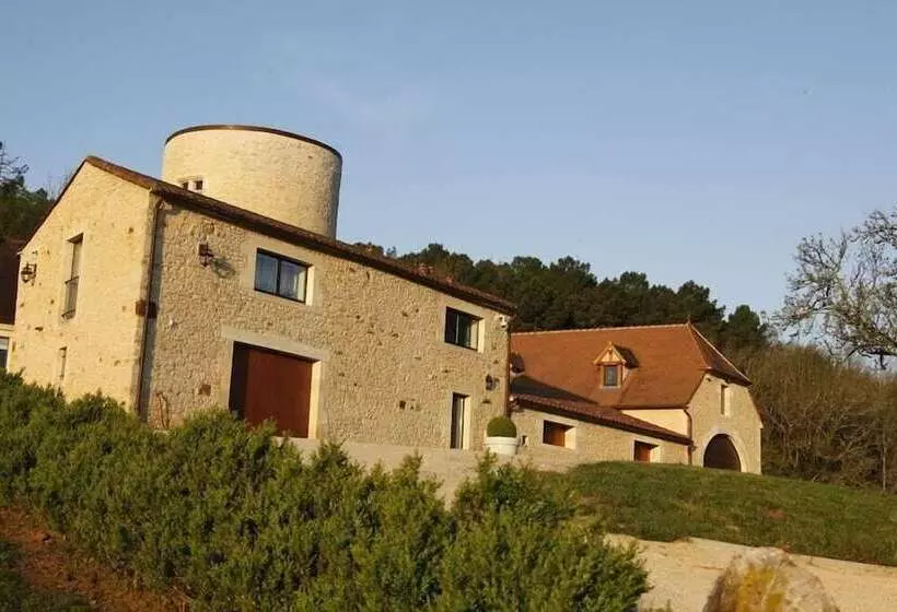 Majatalo Chambres D Hôtes La Tour De Ginaillac