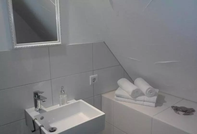 Majatalo Guest House Dommitzsch