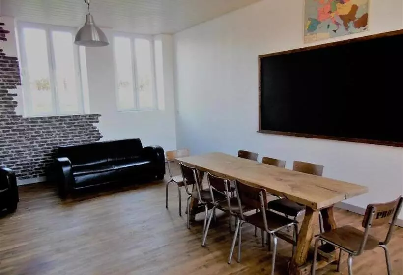 Majatalo L école Buissonnière