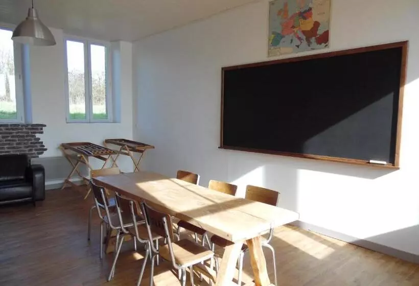 Majatalo L école Buissonnière